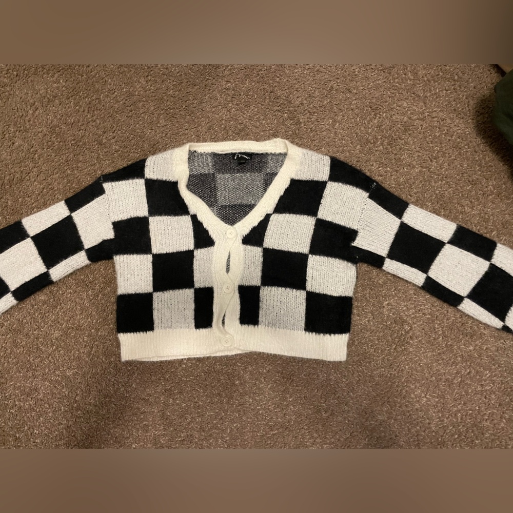 Checkered sweater, cropped, like new size YL (10-12)